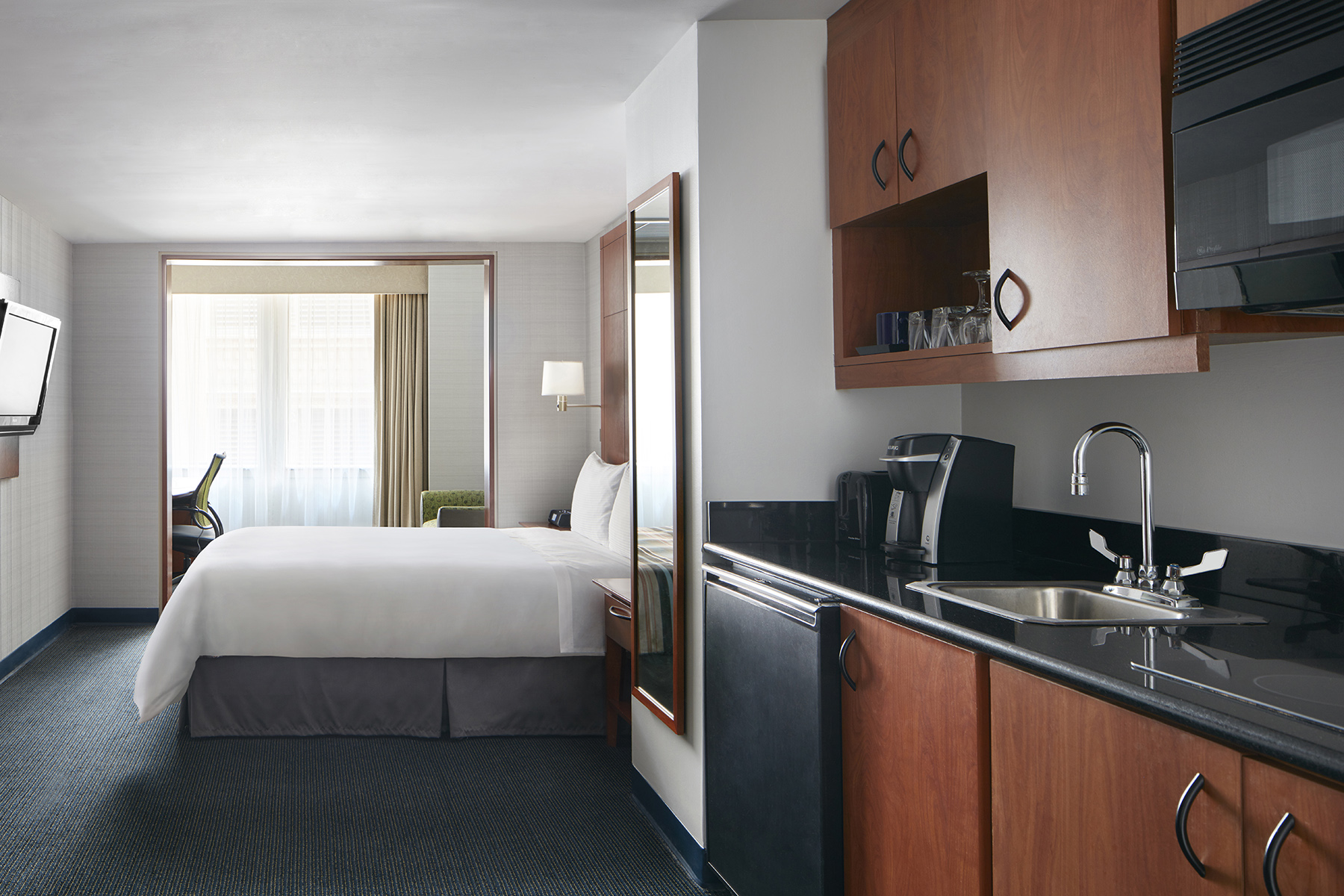 Central Loop Hotel